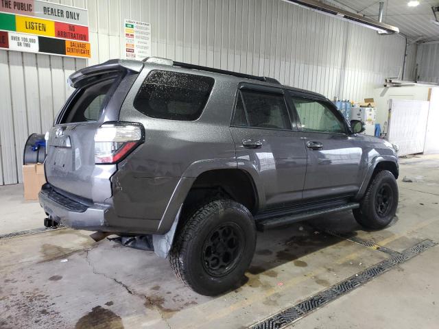 JTEBU5JR2G5331131 - 2016 TOYOTA 4RUNNER SR5/SR5 PREMIUM GRAY photo 3