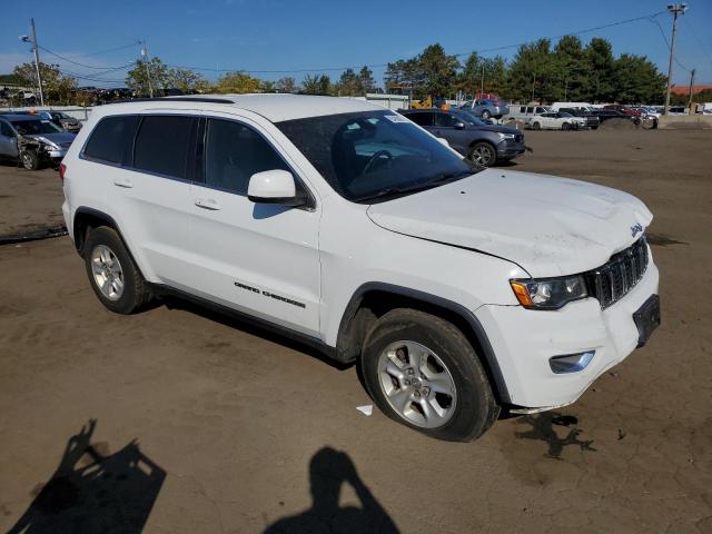 1C4RJFAGXHC842907 - 2017 JEEP GRAND CHER LAREDO WHITE photo 4
