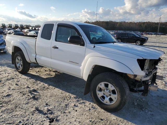 5TFTX4GN0DX016813 - 2013 TOYOTA TACOMA PRERUNNER ACCESS CAB WHITE photo 4