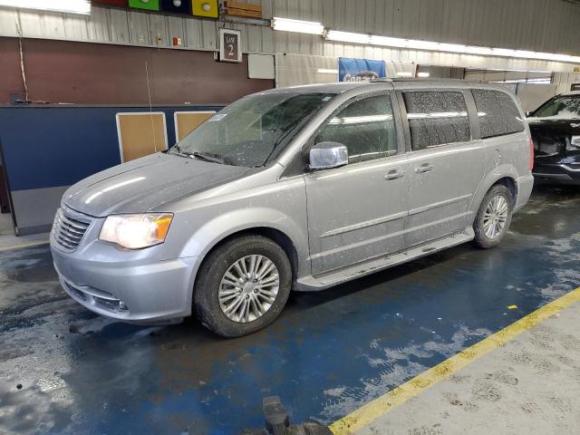 2C4RC1CG0FR611030 - 2015 CHRYSLER TOWN & COU TOURING L SILVER photo 1