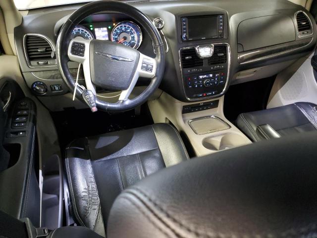 2C4RC1CG0FR611030 - 2015 CHRYSLER TOWN & COU TOURING L SILVER photo 8