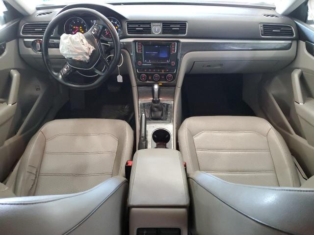 1VWBT7A32GC062703 - 2016 VOLKSWAGEN PASSAT SE SILVER photo 8