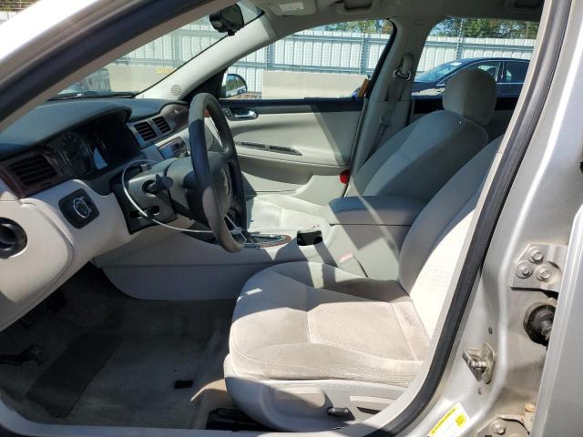 2G1WT58KX81238032 - 2008 CHEVROLET IMPALA LT Silber Foto 7