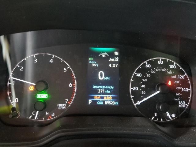 JTDBCMFE0R3043338 - 2024 TOYOTA COROLLA LE 银色 照片 9