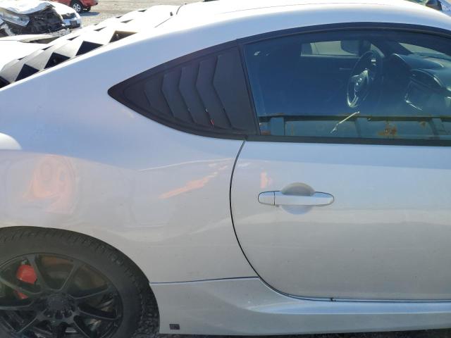 JF1ZNAA17E8703986 - 2014 TOYOTA SCION FR-S WHITE photo 10