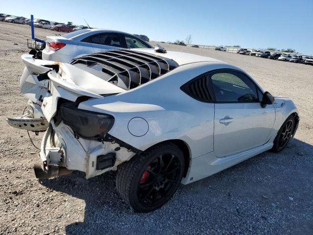 JF1ZNAA17E8703986 - 2014 TOYOTA SCION FR-S WHITE photo 3