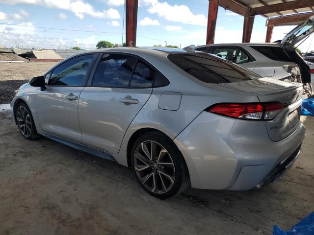5YFS4MCE7MP076094 - 2021 TOYOTA COROLLA SE 银色 照片 2