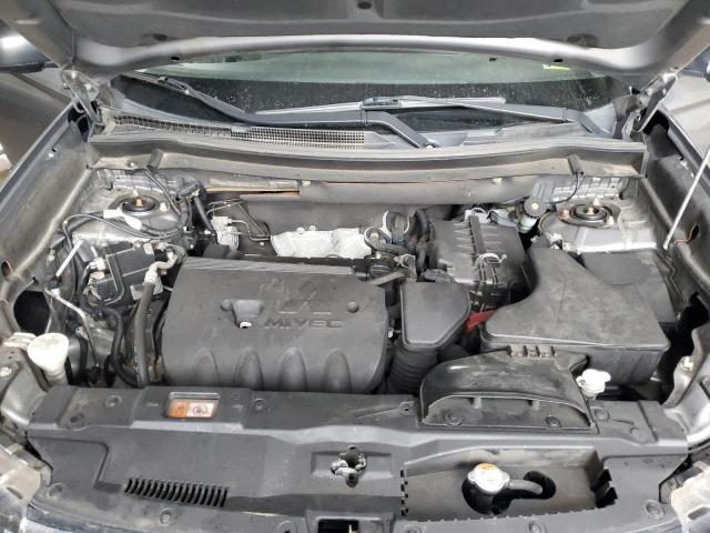 JA4AD2A38JZ011185 - 2018 MITSUBISHI OUTLANDER ES Сұр фото 12