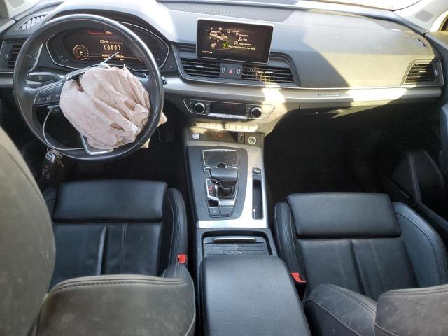 WA1CNAFY1K2078922 - 2019 AUDI Q5 PRESTIGE 灰色 照片 8