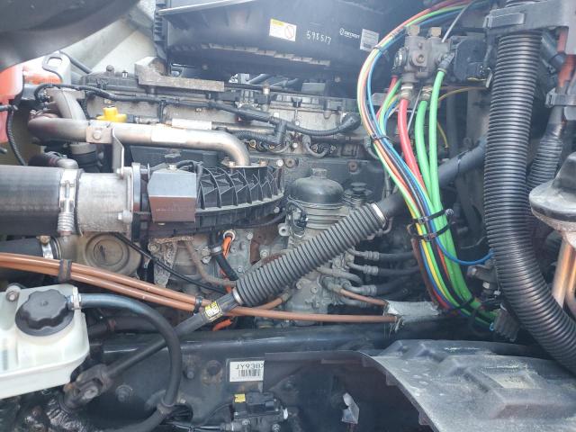 3AKJHHDR3JSJY9387 - 2018 FREIGHTLINER CASCADIA 1 Beyaz fotoğraf 7