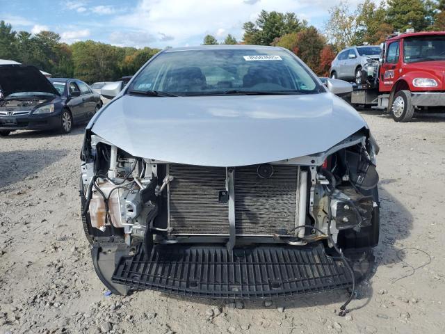 2T1BURHEXJC099452 - 2018 TOYOTA COROLLA L ვერცხლისფერი ფოტო 5