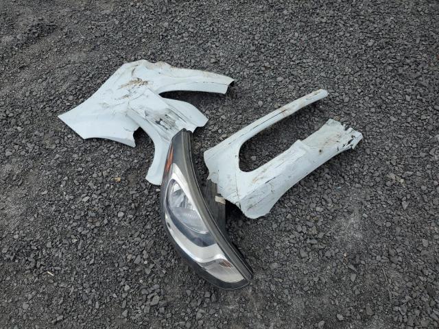 KMHCT5AE7EU152056 - 2014 HYUNDAI ACCENT GLS WHITE photo 12