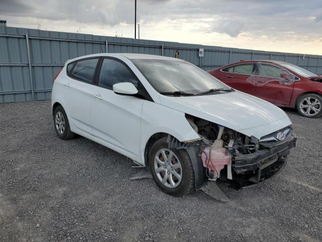 KMHCT5AE7EU152056 - 2014 HYUNDAI ACCENT GLS WHITE photo 4
