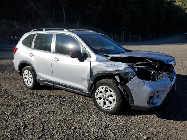 JF2SKADCXLH463929 - 2020 SUBARU FORESTER SILVER photo 4