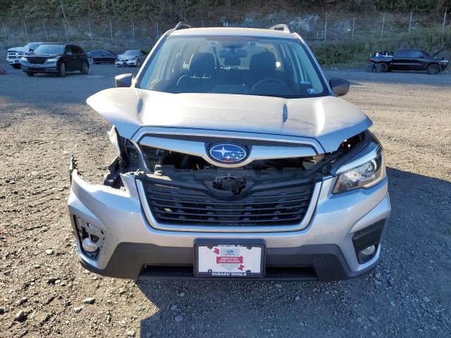 JF2SKADCXLH463929 - 2020 SUBARU FORESTER SILVER photo 5