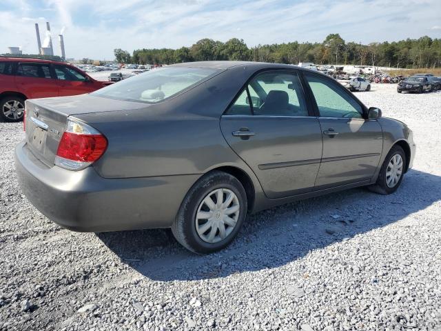 4T1BE32K45U572002 - 2005 TOYOTA CAMRY LE GRAY photo 3