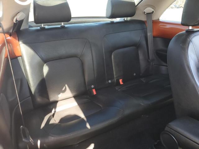 3VWRW3AGXAM034218 - 2010 VOLKSWAGEN NEW BEETLE ნარინჯისფერი ფოტო 10