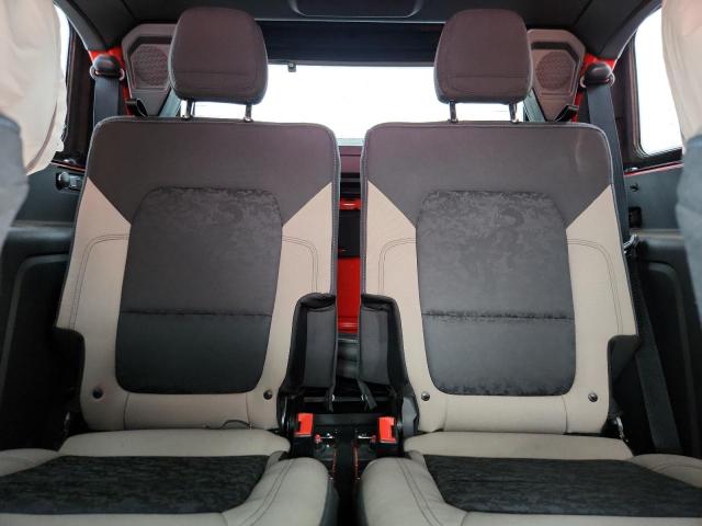 1FMDE5CP6PLB33021 - 2023 FORD BRONCO BASE RED photo 10