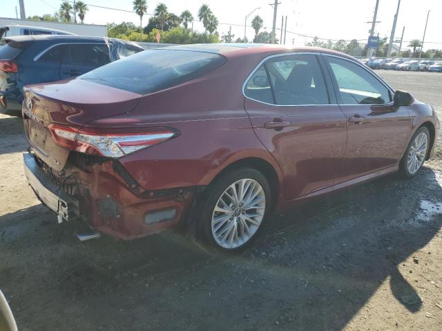 4T1B11HKXJU657749 - 2018 TOYOTA CAMRY L 红色 照片 3