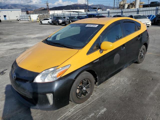 2015 TOYOTA PRIUS, null