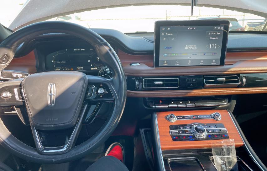 5LM5J7WC4LGL18575 - 2020 LINCOLN AVIATOR RESERVE 勃艮第红 照片 9