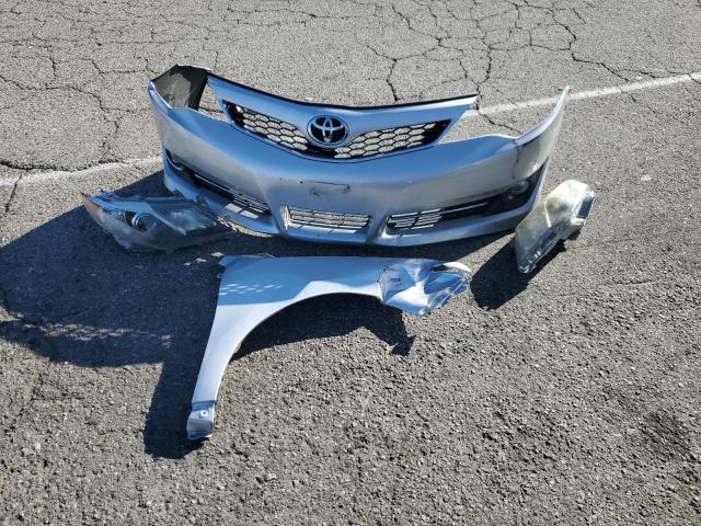 4T1BF1FK5CU096352 - 2012 TOYOTA CAMRY BASE 银色 照片 12