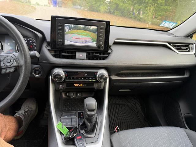 2T3P1RFV1KW042503 - 2019 TOYOTA RAV4 XLE WHITE photo 8