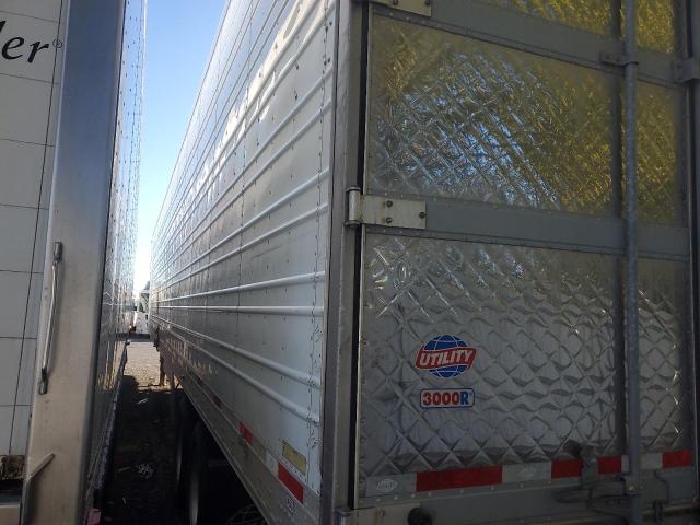 1UYVS2538P6735218 - 2023 UTILITY UNKNOWN WHITE photo 3