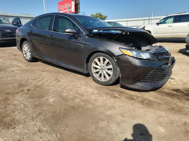 JTNB11HK3J3070217 - 2018 TOYOTA CAMRY L GRAY photo 4