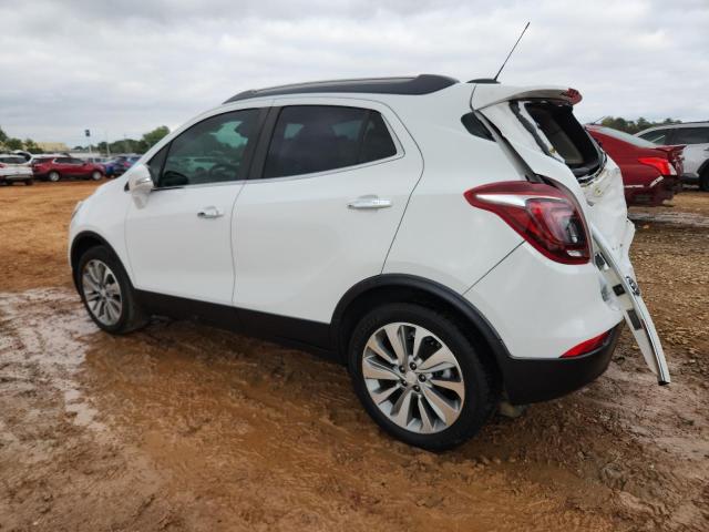 KL4CJASB2JB677159 - 2018 BUICK ENCORE PREFERRED WHITE photo 2