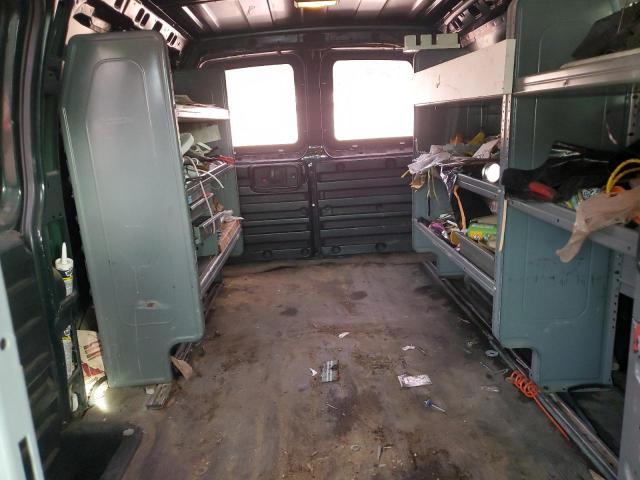 1GCWGFCA4D1103922 - 2013 CHEVROLET EXPRESS G2 GREEN photo 10