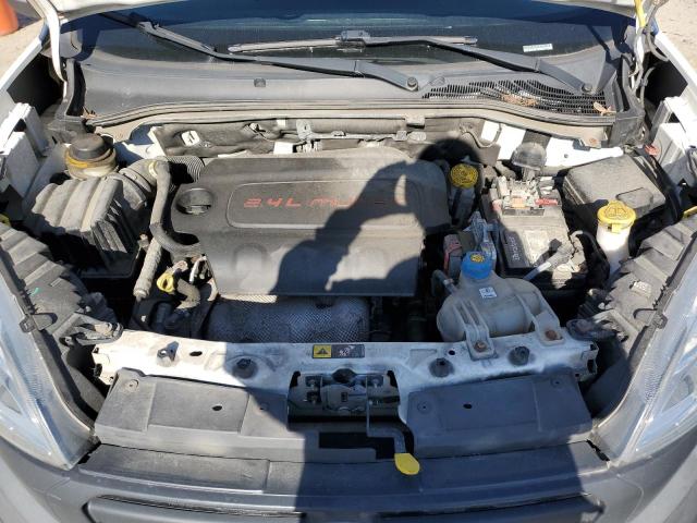 ZFBERFAB9J6J69403 - 2018 RAM PROMASTER Белый фото 12