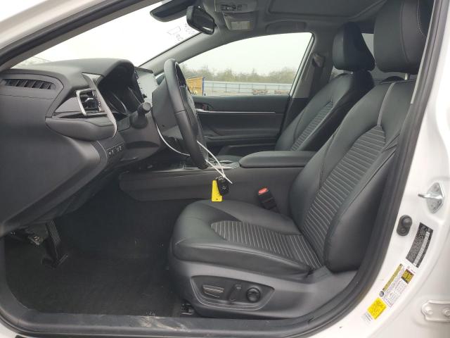 4T1S11AK0RU851843 - 2024 TOYOTA CAMRY SE NIGHT SHADE WHITE photo 7