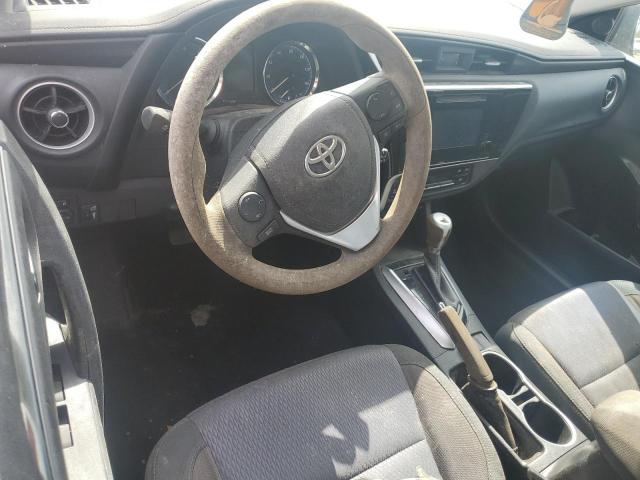 5YFBURHE0KP874696 - 2019 TOYOTA COROLLA L GRAY photo 8