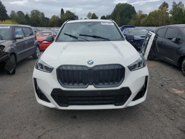 WBX73EF07P5X53650 - 2023 BMW X1 XDRIVE28I WHITE photo 5