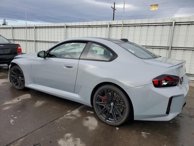 3MF13DM08R8D93985 - 2024 BMW M2 GRAY photo 2