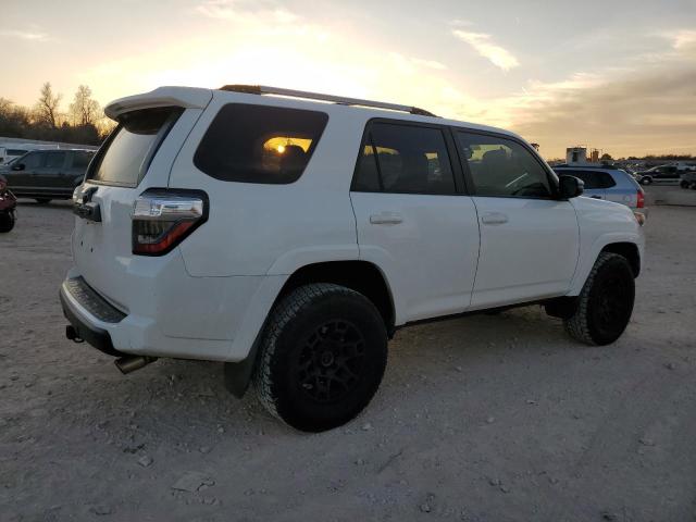 JTEBU5JR1E5177539 - 2014 TOYOTA 4RUNNER SR5 WHITE photo 3