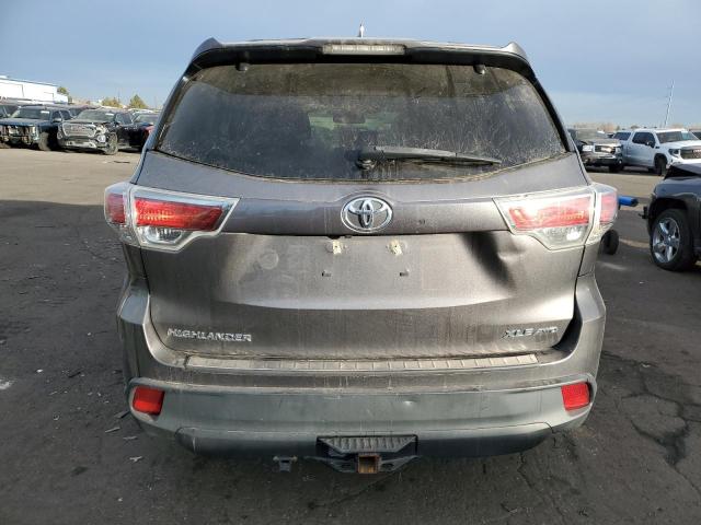 5TDJKRFH1GS348865 - 2016 TOYOTA HIGHLANDER XLE GRAY photo 6