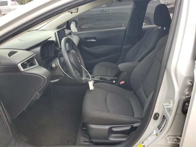 5YFEPMAE7MP260796 - 2021 TOYOTA COROLLA LE GRAY photo 7