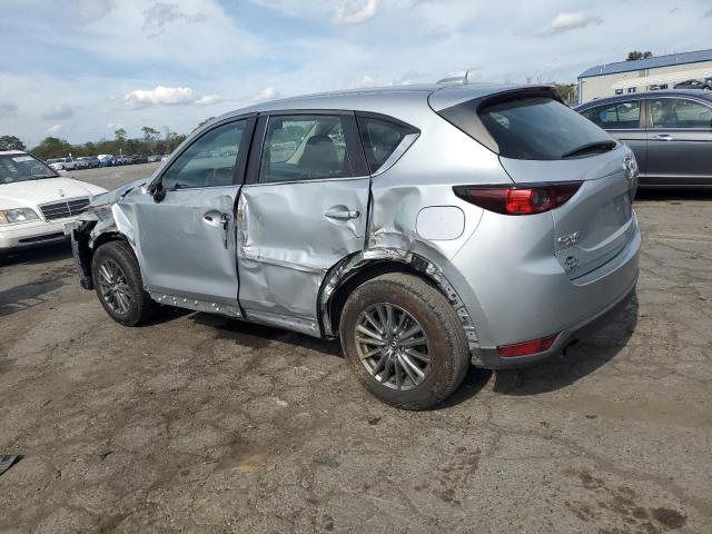 JM3KFBBL7H0122223 - 2017 MAZDA CX-5 SPORT SILVER photo 2