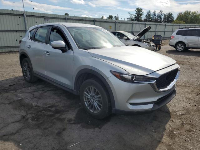 JM3KFBBL7H0122223 - 2017 MAZDA CX-5 SPORT SILVER photo 4