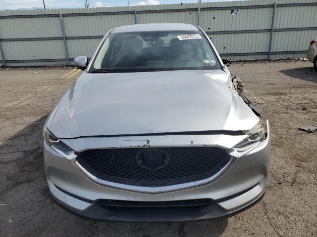 JM3KFBBL7H0122223 - 2017 MAZDA CX-5 SPORT SILVER photo 5