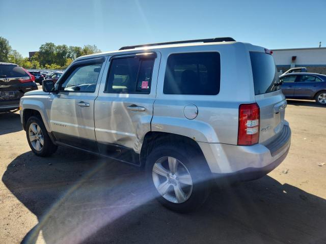 1C4NJRBB7ED510920 - 2014 JEEP PATRIOT SPORT SILVER photo 2