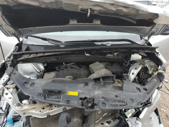 5TDJZRFH2JS817156 - 2018 TOYOTA HIGHLANDER SE 银色 照片 12