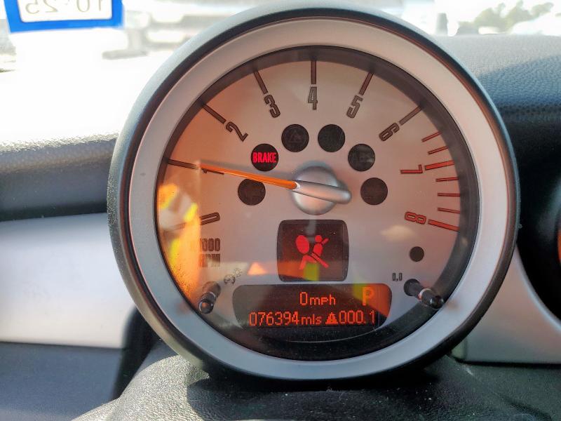 WMWMF3C59ATZ22109 - 2010 MINI COOPER 红色 照片 9