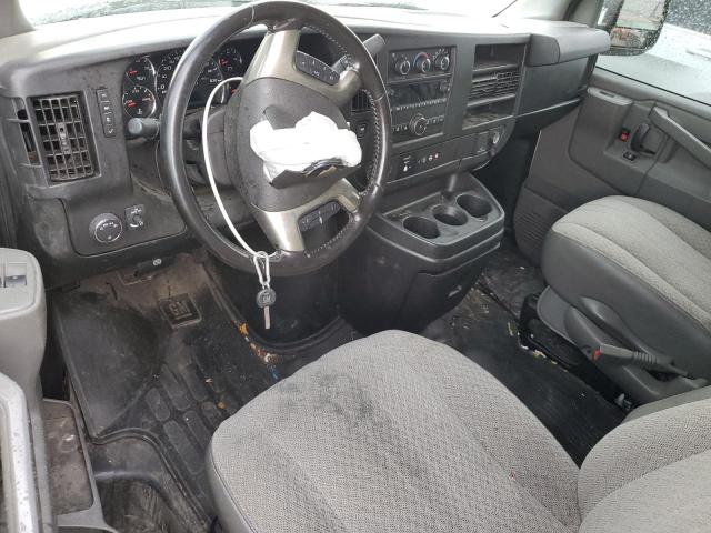 1GCWGAFG6K1168268 - 2019 CHEVROLET EXPRESS G2 白色 照片 8