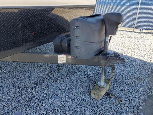 4YDT31922J1533099 - 2018 KEYSTONE TRAILER WHITE photo 7