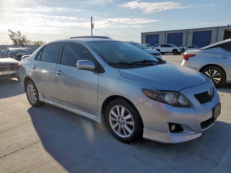 2T1BU4EE1AC506484 - 2010 TOYOTA COROLLA BASE Gümüş foto 4