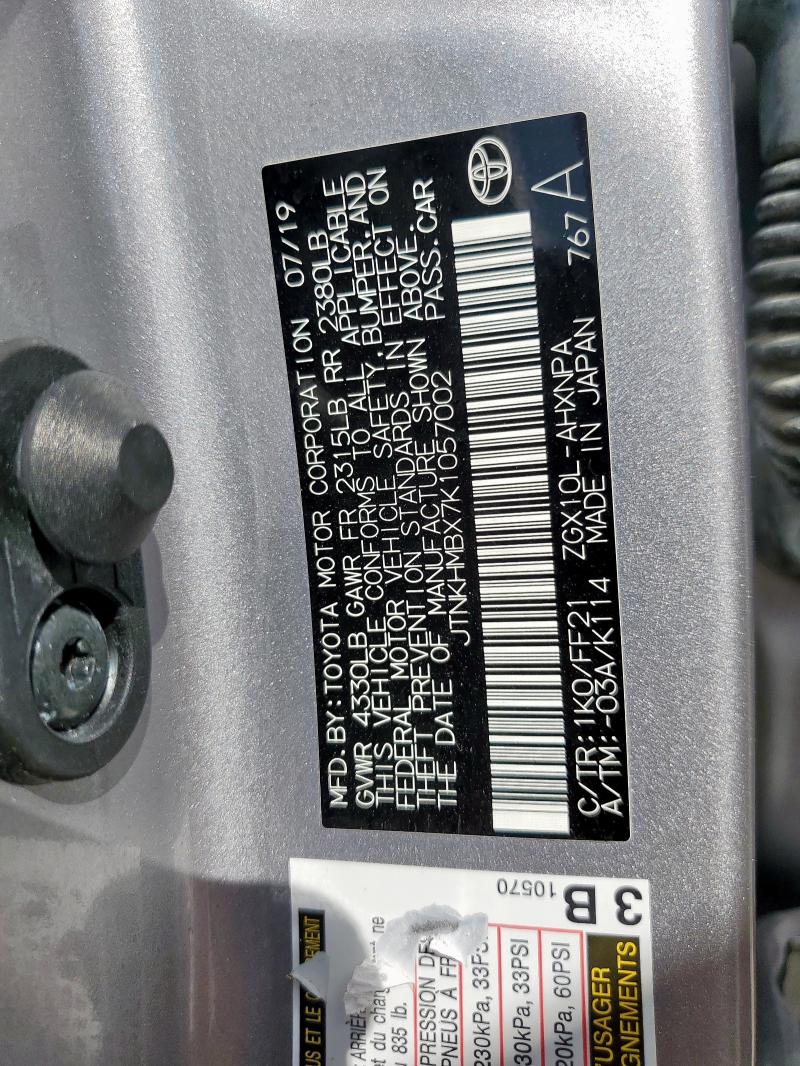 JTNKHMBX7K1057002 - 2019 TOYOTA C-HR XLE SILVER photo 13