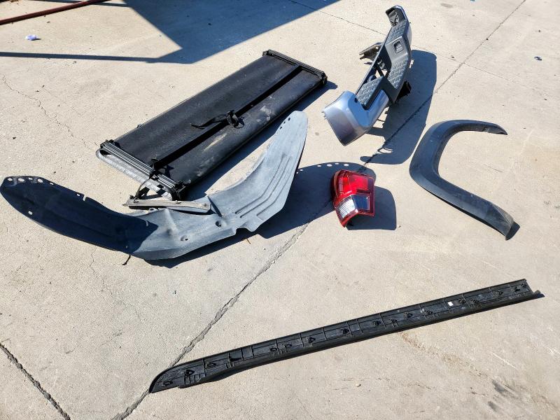 3TMCZ5AN7JM188315 - 2018 TOYOTA TACOMA DOUBLE CAB Plata foto 12